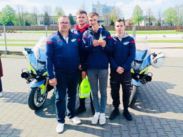 Sukces drużyny ZSCKR w Lututowie - Regionalny Turniej Motoryzacyjny 