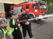 Odwiedzili zawodowych strażaków