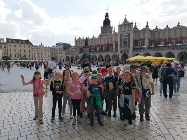 Uczniowie z Osieka poznawali Polskę