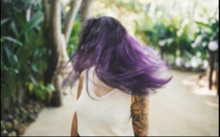 Komu pasuje fioletowa farba do włosów?